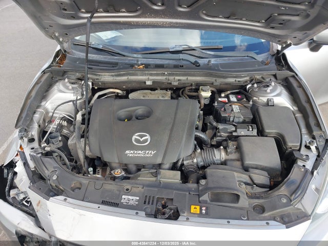 3MZBM1U76FM175978 Mazda Mazda3 I Sport