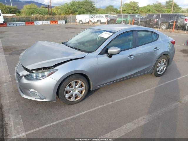 3MZBM1U76FM175978 Mazda Mazda3 I Sport