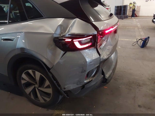 2024 VOLKSWAGEN ID.4 1V2BMPE86RC006495 Photo 5