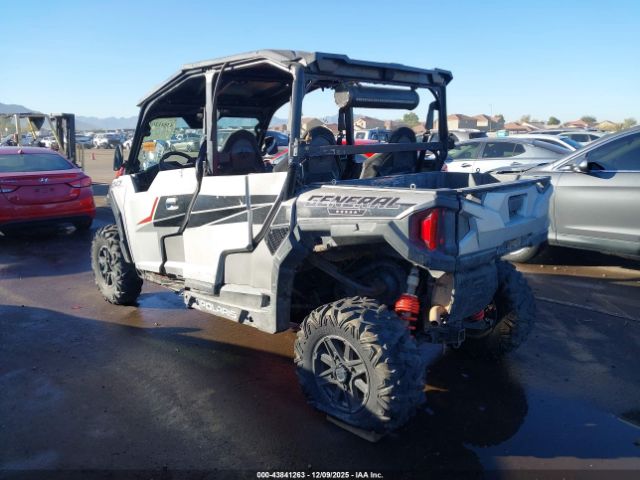 2017 POLARIS GENERAL 3NSRHE996HH874402 Photo 2