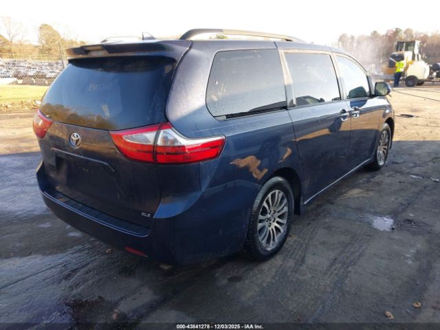 2019 TOYOTA SIENNA 5TDYZ3DC1KS966226 Photo 3