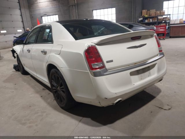 2013 CHRYSLER 300C 2C3CCAJT8DH627585 Photo 2