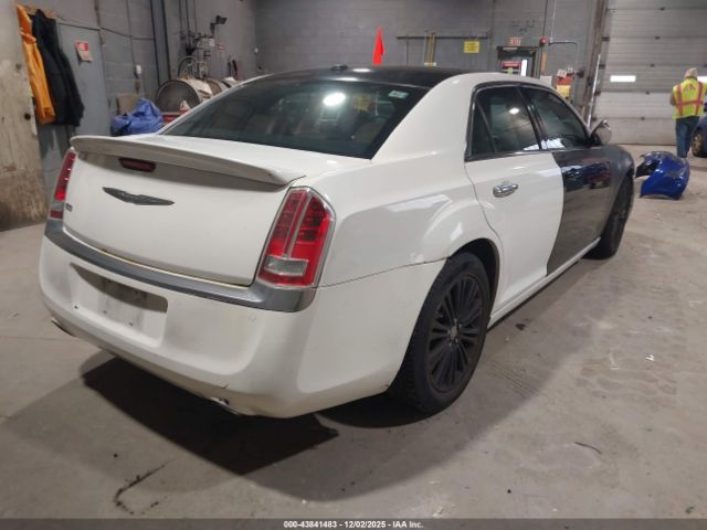 2013 CHRYSLER 300C 2C3CCAJT8DH627585 Photo 3