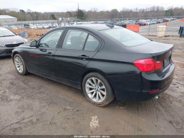 2013 BMW 320I WBA3B1C50DF462742 Photo 2