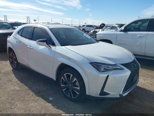 2022 LEXUS UX 200 JTHP3JBH8N2047429