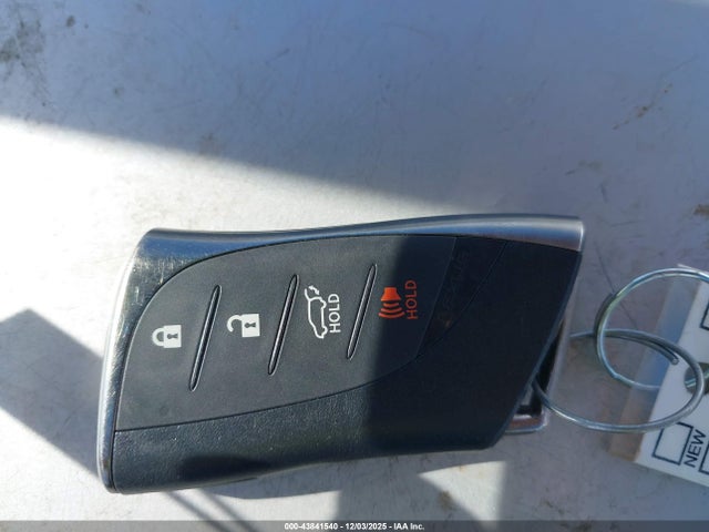 2022 LEXUS UX 200 JTHP3JBH8N2047429 Photo 10