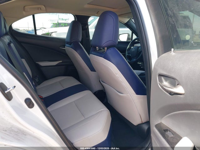 2022 LEXUS UX 200 JTHP3JBH8N2047429 Photo 7