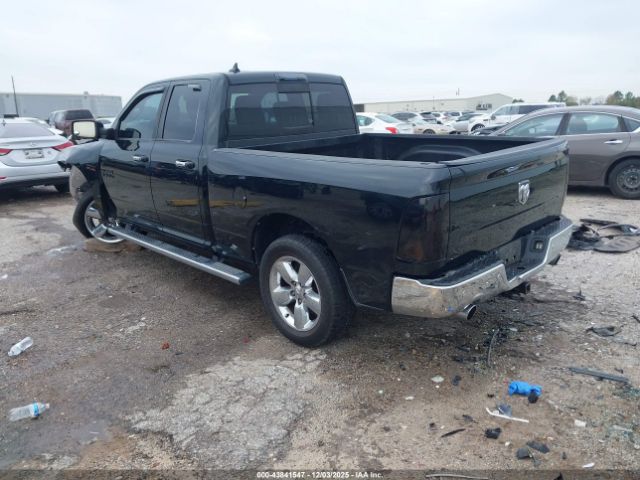 2015 RAM 1500 1C6RR6GT4FS722219 Photo 2