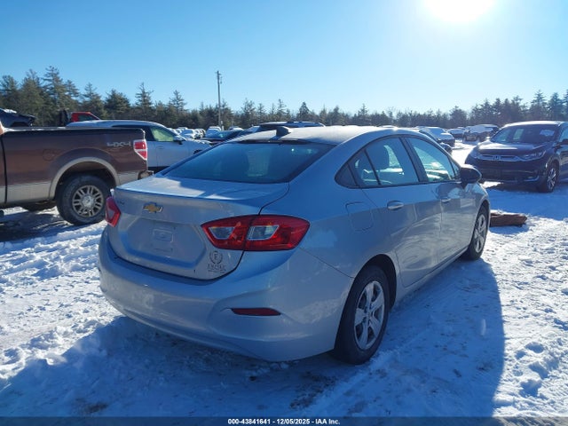 1G1BC5SM7H7170803 Chevrolet Cruze Ls Auto