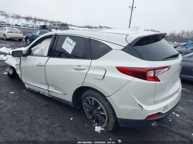 2019 ACURA RDX 5J8TC2H33KL041157 Photo 2
