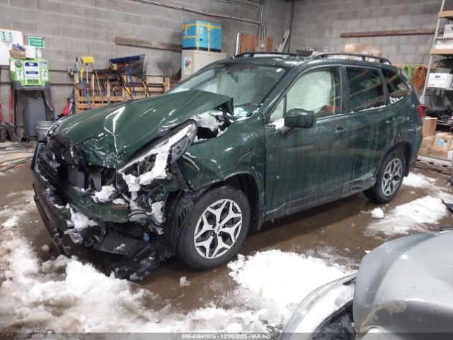 2023 SUBARU FORESTER JF2SKAEC7PH538994 Photo 1