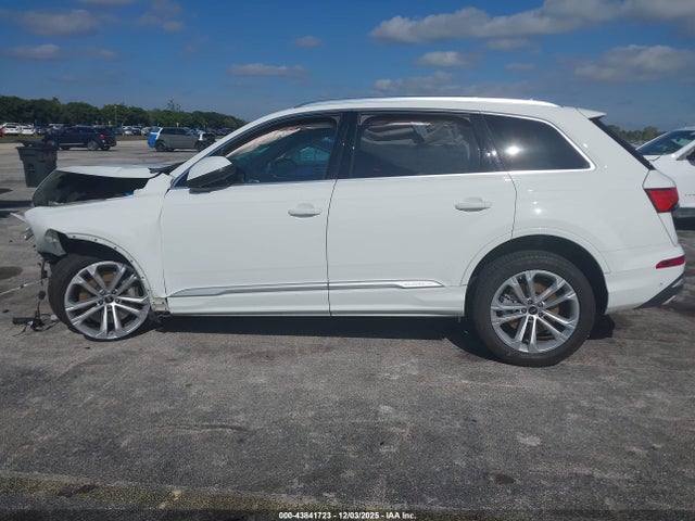 Продажа на аукционе авто 2025 Audi Q7 Premium Plus 55 Tfsi Quattro Tiptronic, vin: WA1LVBF71SD014705, номер лота: 43841723