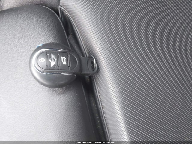 2018 MINI E COUNTRYMAN WMZYU7C49J3B86235 Photo 10