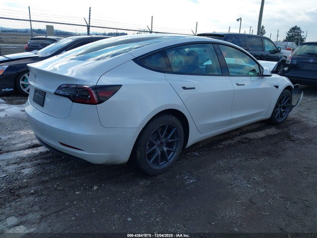 2022 TESLA MODEL 3 5YJ3E1EA8NF316955 Photo 3