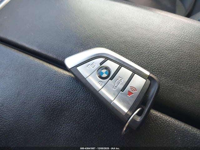 2021 BMW X6 5UXCY8C01M9G02280 Photo 10