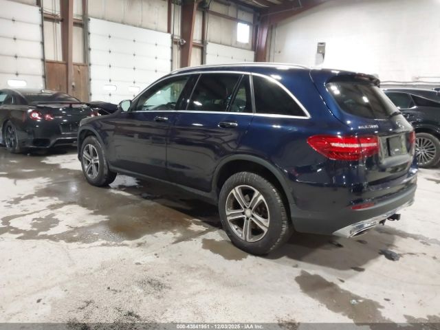 2017 MERCEDES-BENZ GLC 300 WDC0G4KB1HF143284 Photo 2