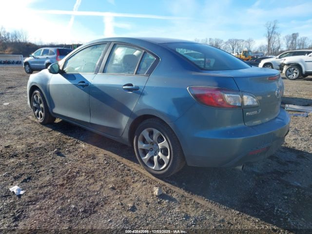 2010 MAZDA MAZDA3 JM1BL1SG8A1156931 Photo 2