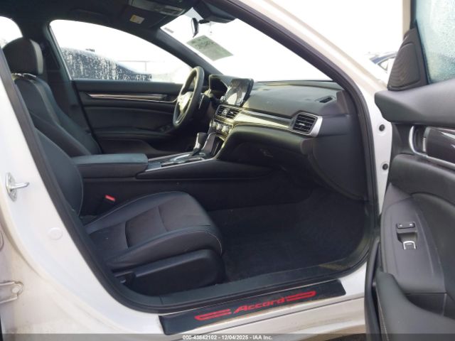 2022 HONDA ACCORD 1HGCV1F31NA103307 Photo 4