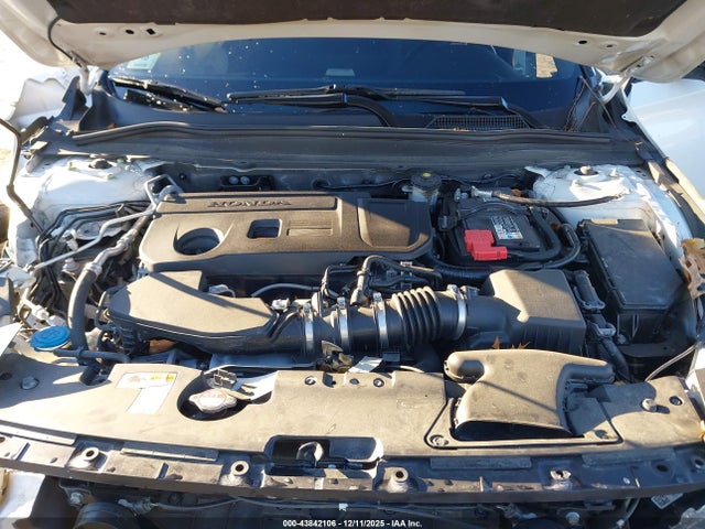 1HGCV2F98MA011619 Honda Accord Touring