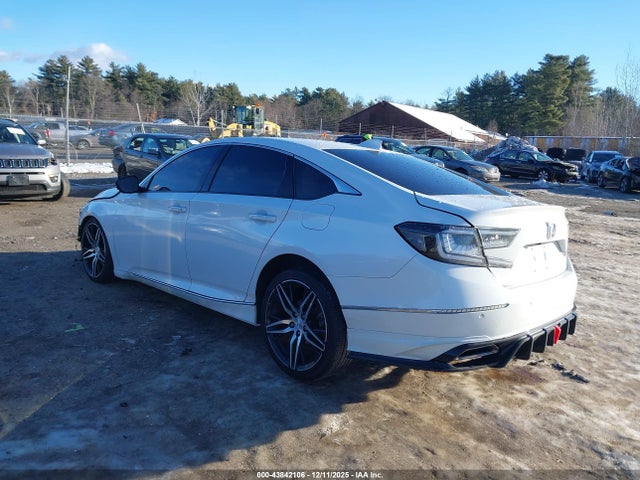 1HGCV2F98MA011619 Honda Accord Touring