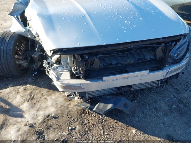 1HGCV2F98MA011619 Honda Accord Touring