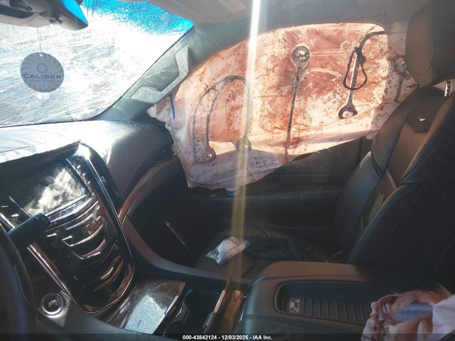 2018 CADILLAC ESCALADE 1GYS3CKJ6JR133277 Photo 4