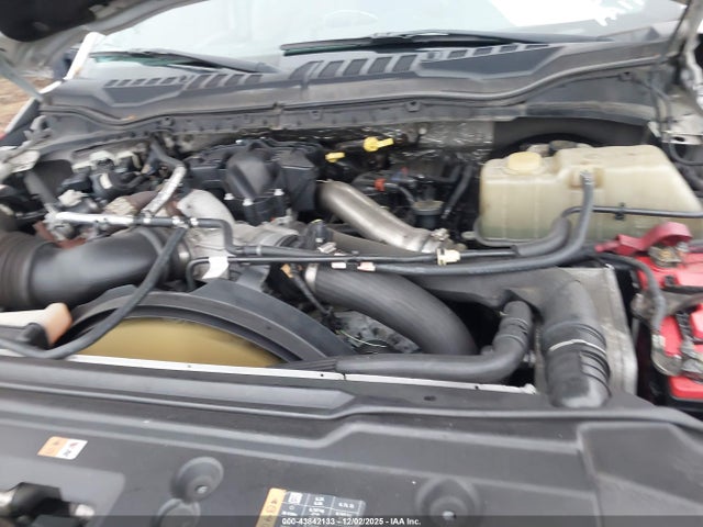 43842133 :رقم المزاد ، 1FD0X5HT5HEE07586 vin ، 2017 Ford F-550 Chassis Xlt مزاد بيع