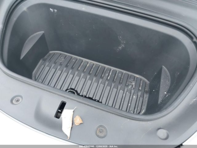 2021 TESLA MODEL Y 5YJYGAEE9MF196293 Photo 9