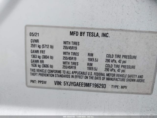 2021 TESLA MODEL Y 5YJYGAEE9MF196293 Photo 8
