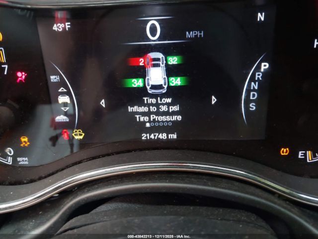 2015 JEEP GRAND CHEROKEE 1C4RJFBG7FC216047 Photo 6