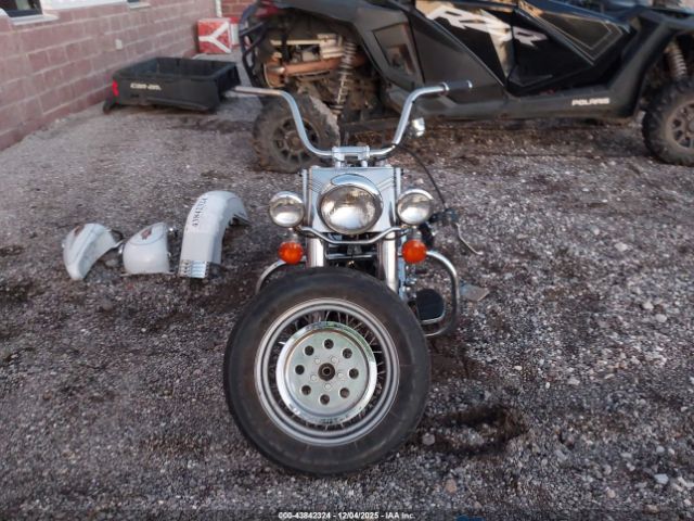1996 HARLEY-DAVIDSON FLSTC 1HD1BJL4XTY039511 Photo 4