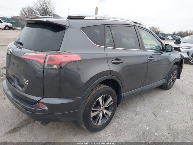 Продаж на аукціоні авто 2018 Toyota Rav4 Xle, vin: JTMRFREV3JJ735517, номер лоту: 43842370