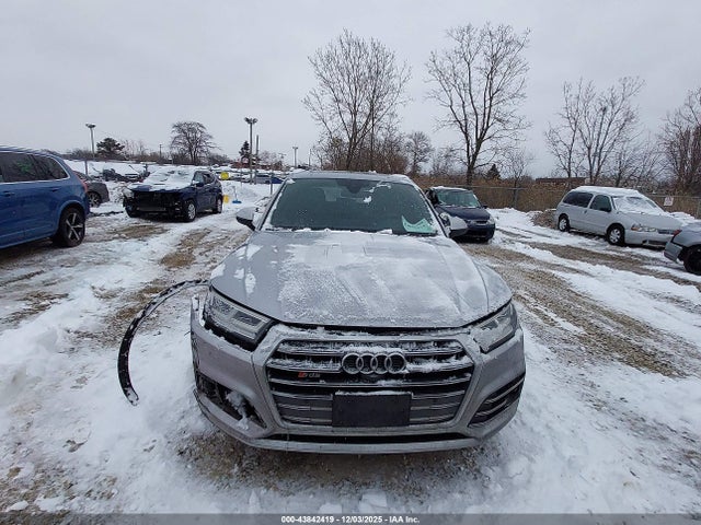2018 Audi Sq5 3.0t Premium Plus მანქანა იყიდება აუქციონზე, vin: WA1C4AFY0J2237639, აუქციონის ნომერი: 43842419