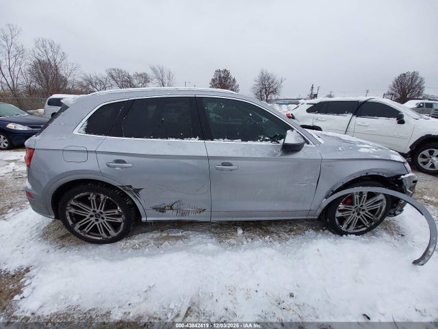 2018 Audi Sq5 3.0t Premium Plus მანქანა იყიდება აუქციონზე, vin: WA1C4AFY0J2237639, აუქციონის ნომერი: 43842419