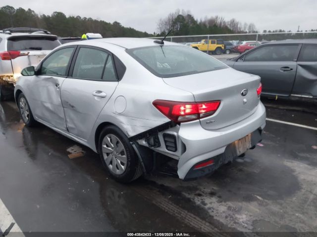 2020 KIA RIO 3KPA24AD8LE327040 Photo 2