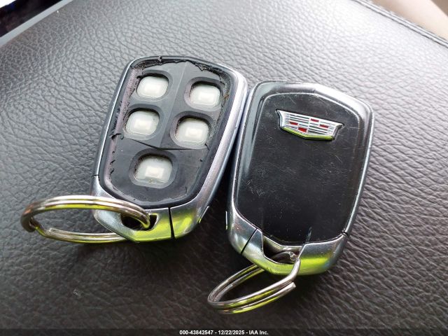 2017 CADILLAC XT5 1GYKNARS4HZ185000 Photo 10