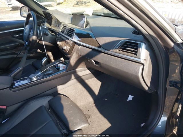 2018 BMW 330I WBA8D9C54JEM32983 Photo 4