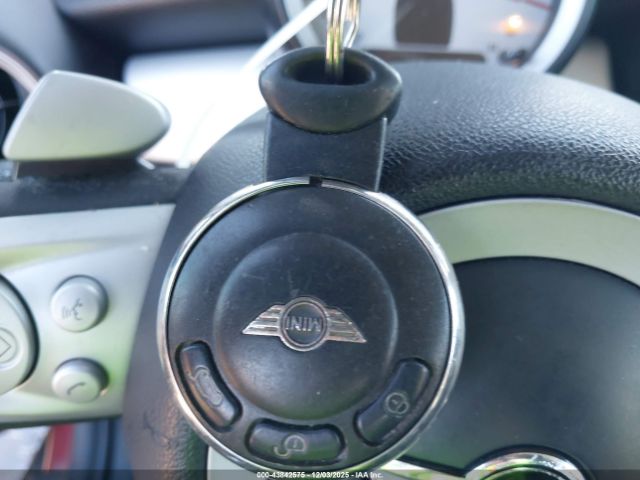 2009 MINI COOPER WMWMF33529TT69024 Photo 10