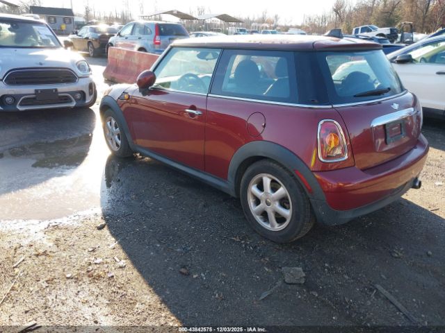 2009 MINI COOPER WMWMF33529TT69024 Photo 2