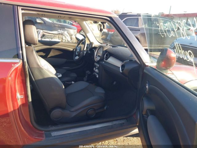 2009 MINI COOPER WMWMF33529TT69024 Photo 4