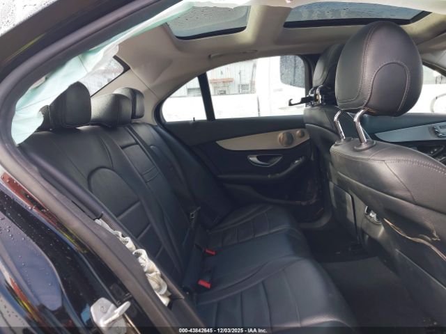 2016 MERCEDES-BENZ C 300 55SWF4KB8GU135185 Photo 7