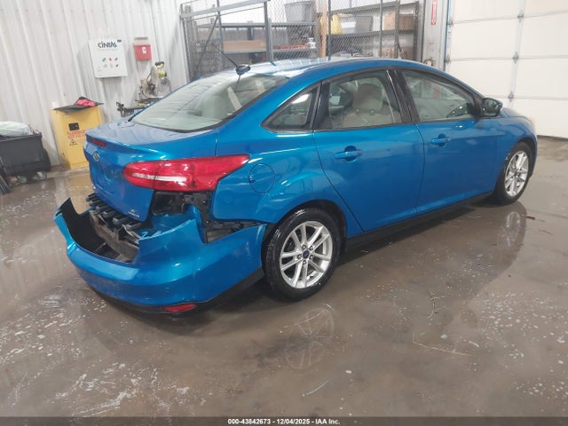 Ford FOCUS SE 2016 1FADP3F20GL218123 Image 4