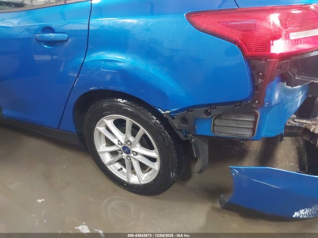 Ford FOCUS SE 2016 1FADP3F20GL218123 Image 6