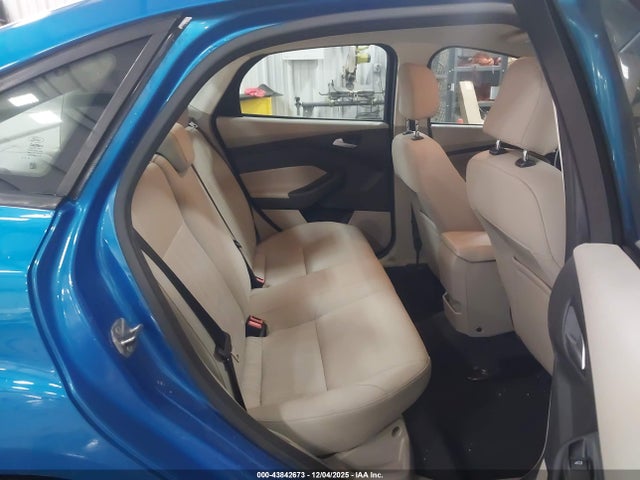 Ford FOCUS SE 2016 1FADP3F20GL218123 Image 8