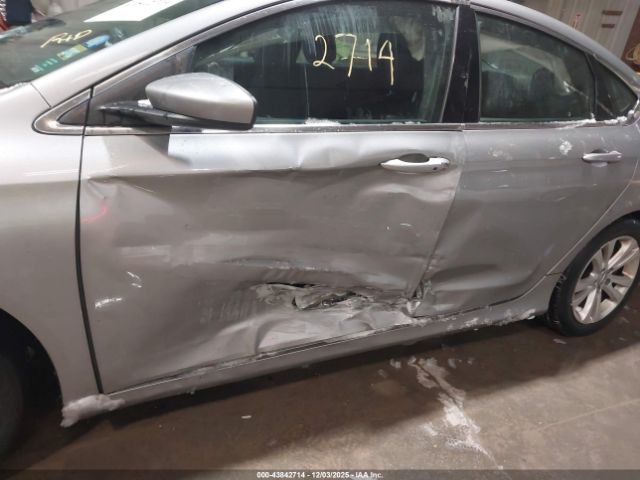 2015 CHRYSLER 200 1C3CCCAB2FN734077 Photo 5