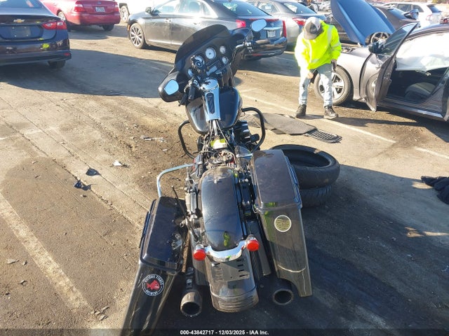 2013 HARLEY-DAVIDSON FLHX 1HD1KBM12DB652642 Photo 5