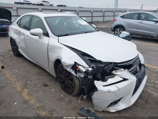 2016 LEXUS IS 300 JTHCM1D20G5010753