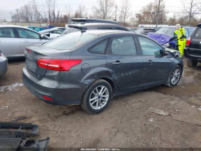 2017 FORD FOCUS 1FADP3F29HL236833 Photo 3