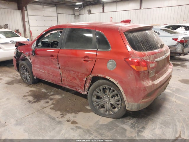 2018 MITSUBISHI OUTLANDER SPORT JA4AR3AU5JU012856 Photo 2