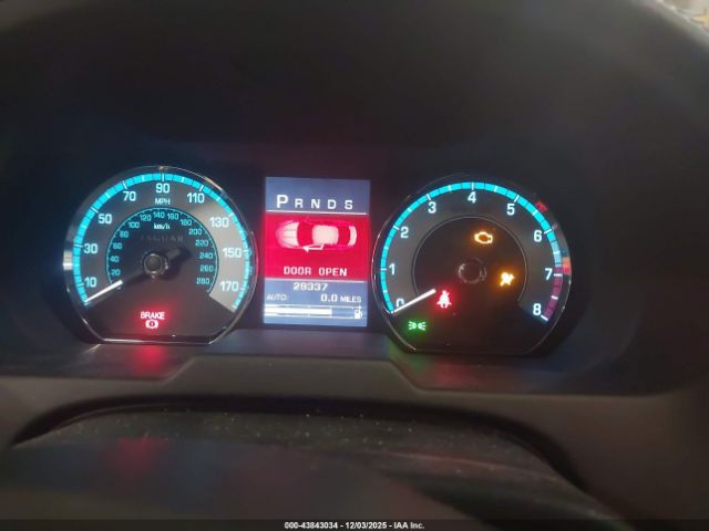 2010 JAGUAR XF SAJWA0FA9AHR50644 Photo 6